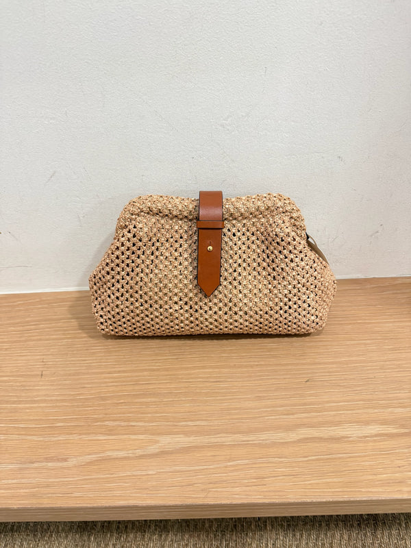 Pouch Bag With Fastener