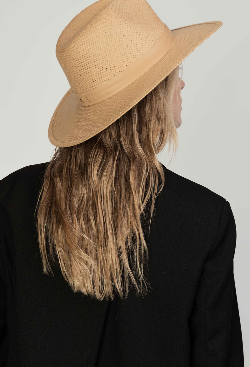 Simone Hat