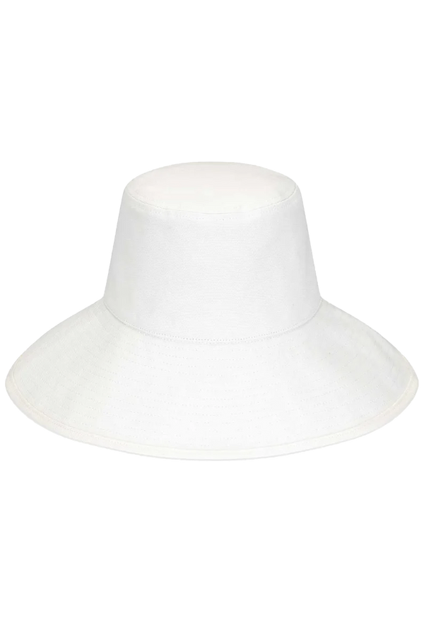 white bucket hat. transparent background.