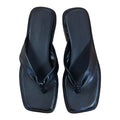 Emmanuelle Flip Flop